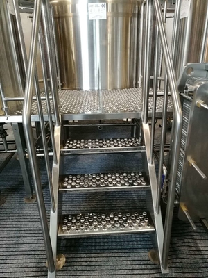 Ausrüstungs-halb Selbstbedienfeld des großen Umfangs der Brauerei-10BBL brauendes