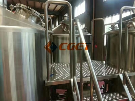 220V / Ausrüstungs-Bier des Microbrewery-380V, das Anlage schlüsselfertige Brewpub-Systeme macht