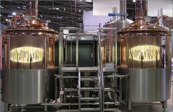 Kupfernes schlüsselfertiges Ausrüstung PLC-Steuerantikorrosion brewpub Brauerei des Microbrewery-SU304