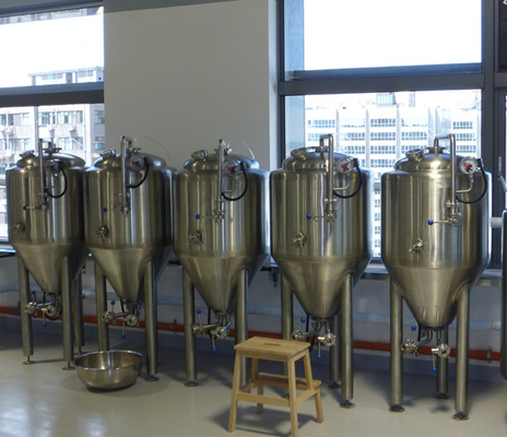20 Stärke der Fass-Brauerei-Edelstahl-Brauenausrüstungs-Dampf-Heizungs-3Mm