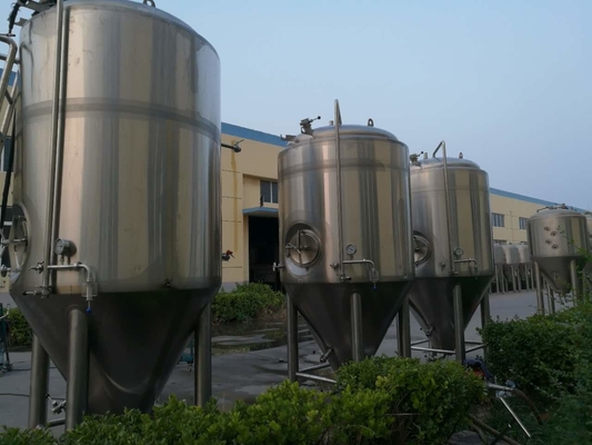 Mantel-fermentatio 2400l Behälter für unitank Behälter des Handwerksbierfermenteredelstahls 304 mit Karbonisationsstein