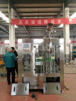 Automatische Flaschen-Füllmaschine Sus304 3 in 1 für Bier/karbonisierte Getränk