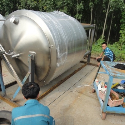 Vertikaler industrieller Fermenter-Bier-Maischapparat der Brauenausrüstungs-SS304