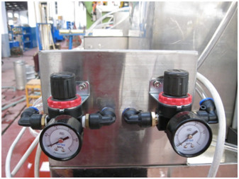 Kopf-Touch Screen der Edelstahl-Legierungs-Bier-Fass-Füllmaschine-zwei