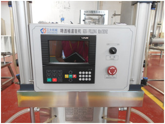 Kopf-Touch Screen der Edelstahl-Legierungs-Bier-Fass-Füllmaschine-zwei