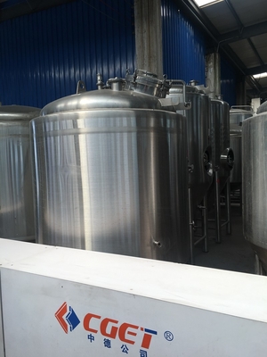 industrielle Gärungs-Ausrüstungs-großer Skala-Fermenter des Bier-50T