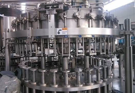 Großes Kapazitäts-automatisches Bier-abfüllende Ausrüstung 3 in 1 5000 Bph - 6000 Bph