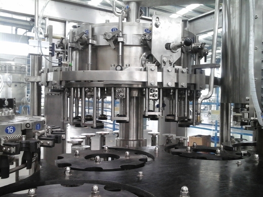 Industrielle abfüllende Ausrüstung Monoblock des Sus-304 füllende und mit einer Kappe bedeckende Maschine